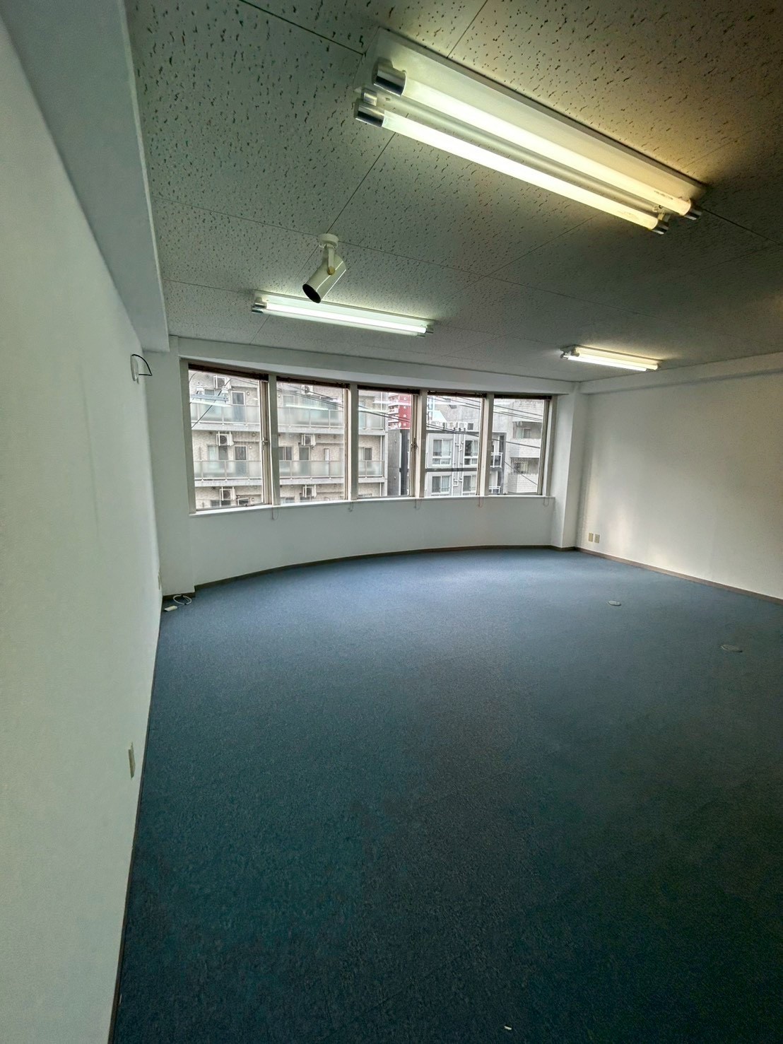 第３ホウメイビル　4階