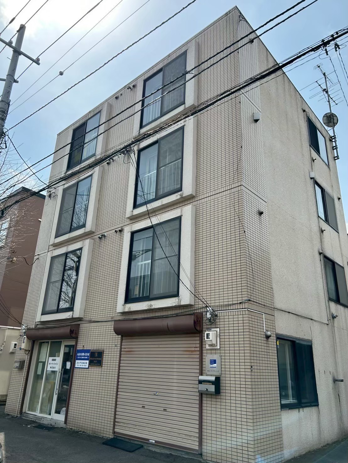 ビッグバーンズマンションN19　301号室