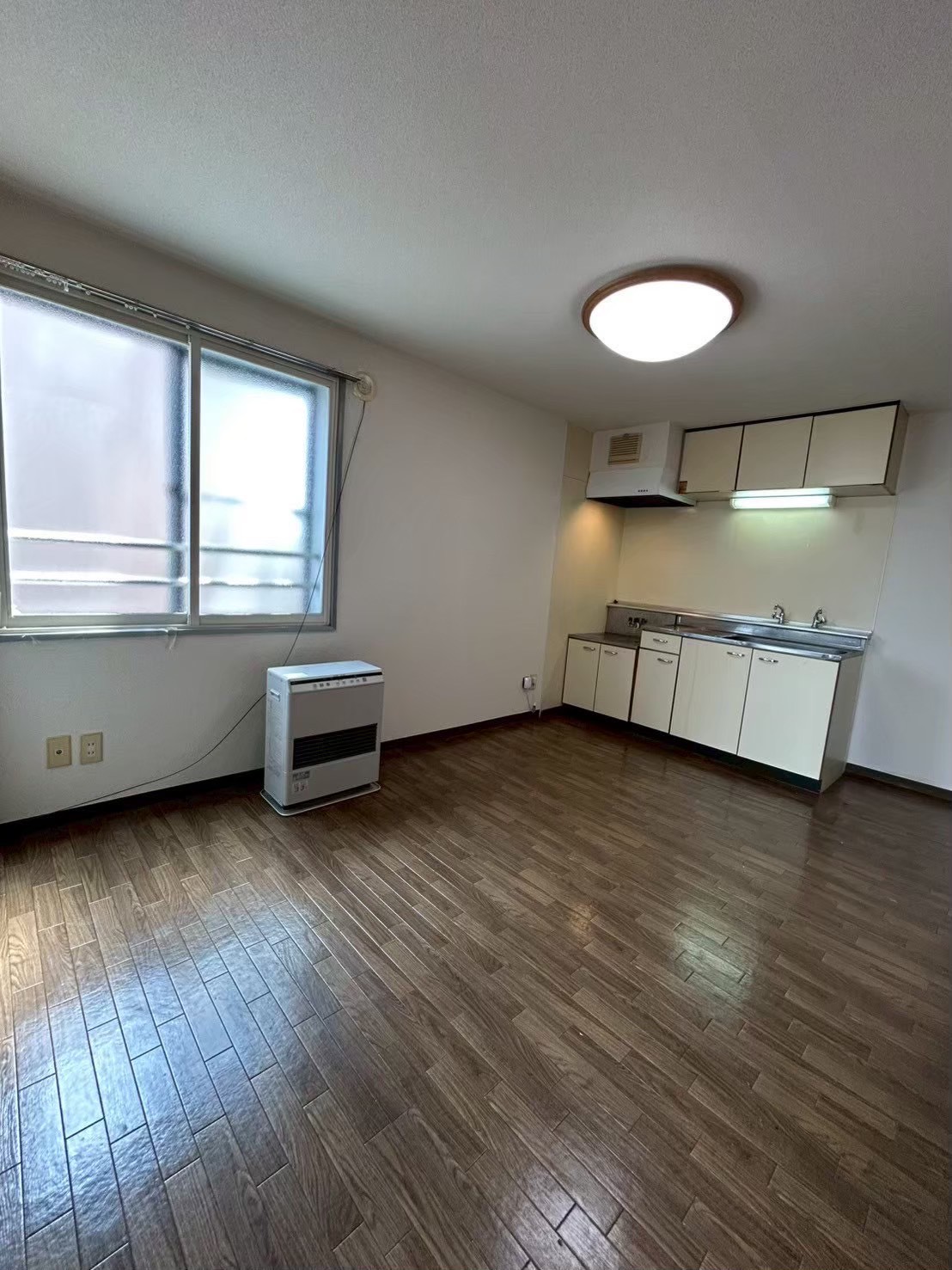 ビッグバーンズマンションN19　301号室