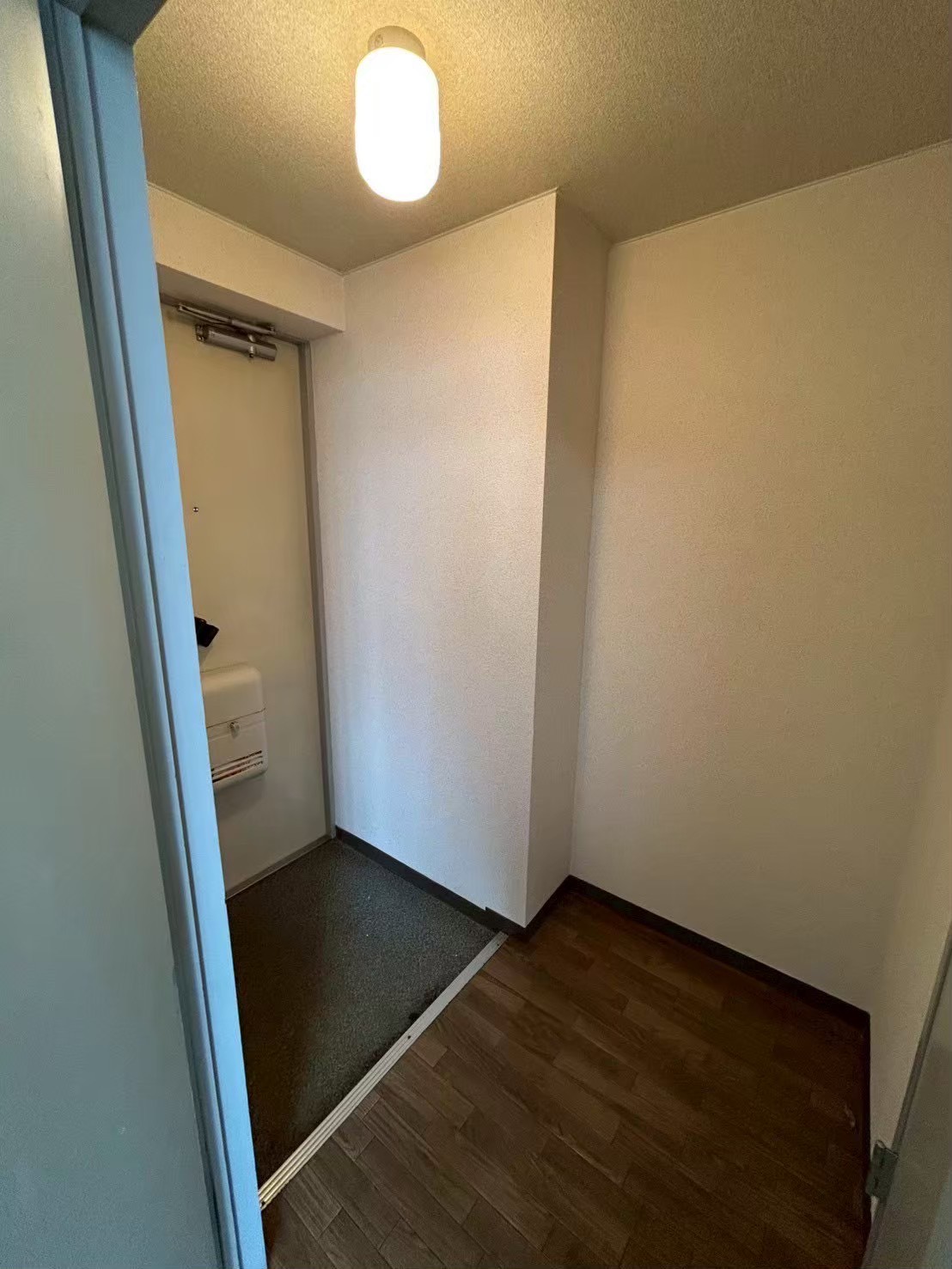 ビッグバーンズマンションN19　301号室