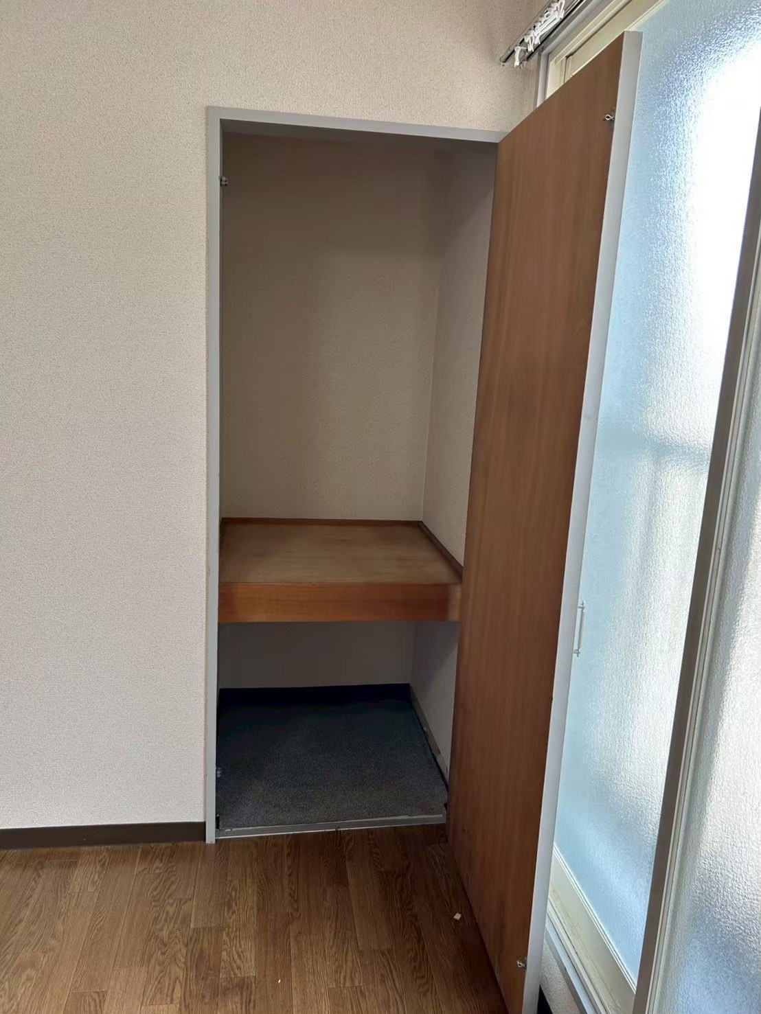 ビッグバーンズマンションN19　301号室