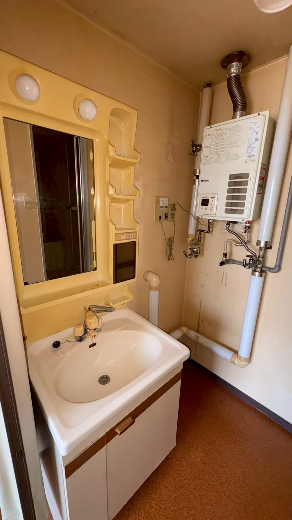 ビッグバーンズマンションN19